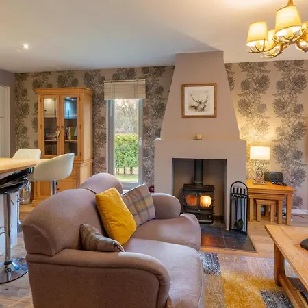 Abbey Holidays Loch Ness Luxury Self Catering 2 Bedroom Cottages Fort Augustus Exterior photo
