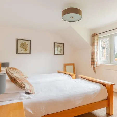 Abbey Holidays Loch Ness Luxury Self Catering 2 Bedroom Cottages Fort Augustus Room photo