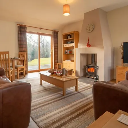Abbey Holidays Loch Ness Luxury Self Catering 2 Bedroom Cottages Fort Augustus Room photo