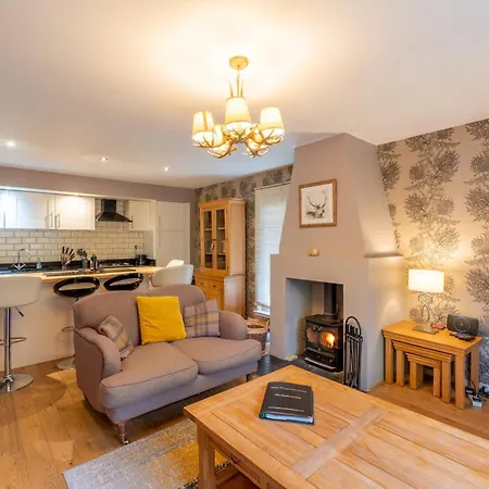 Abbey Holidays Loch Ness Luxury Self Catering 2 Bedroom Cottages Fort Augustus Room photo