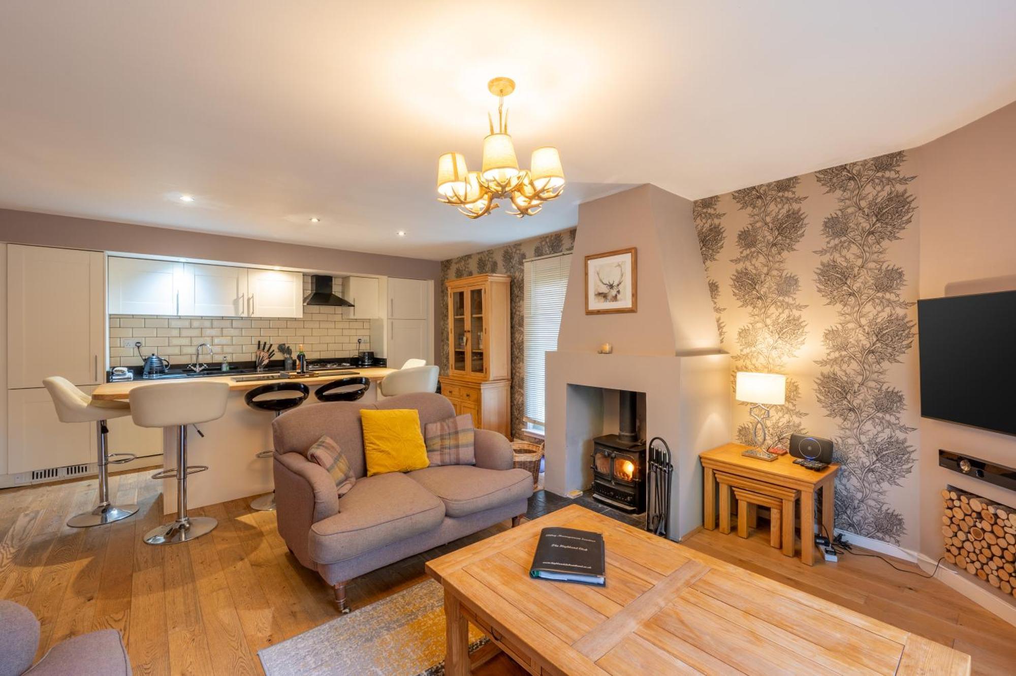 Abbey Holidays Loch Ness Luxury Self Catering 2 Bedroom *
