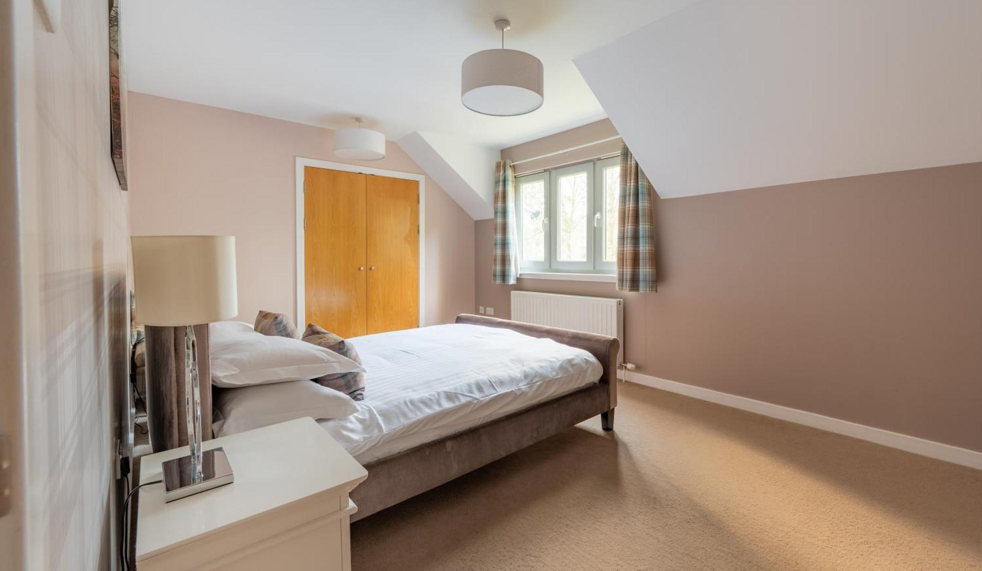 Abbey Holidays Loch Ness Luxury Self Catering 2 Bedroom Holiday home Fort Augustus