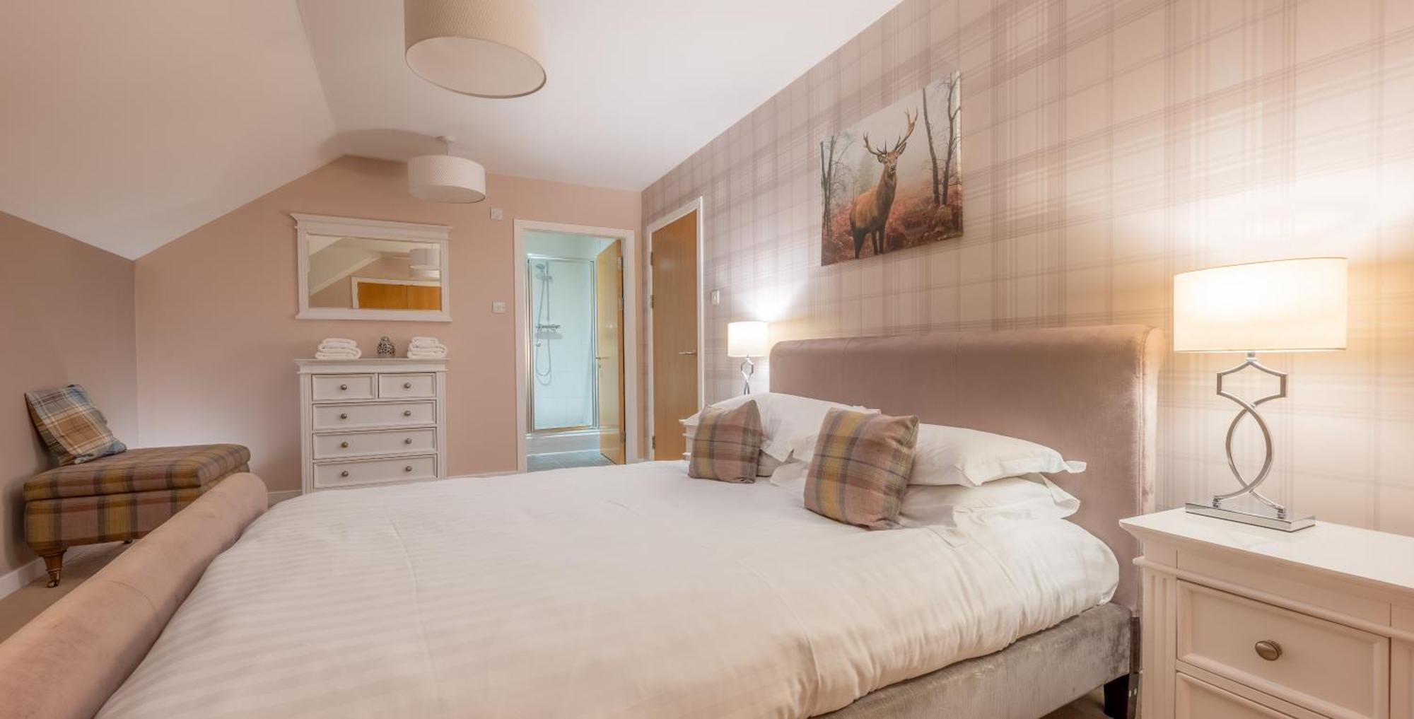 Abbey Holidays Loch Ness Luxury Self Catering 2 Bedroom